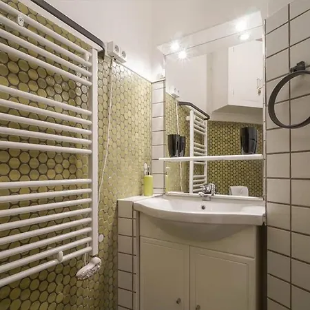 Apartment Saint Germain- Joli Pied A Terre Ideal De 2 Pieces *